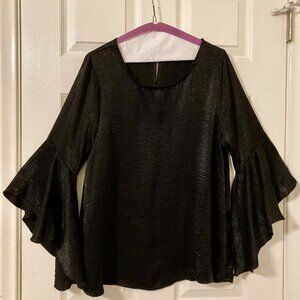 Excellent Condition, SZ L, Hammered Satin Flounce Sleeves Top, Black